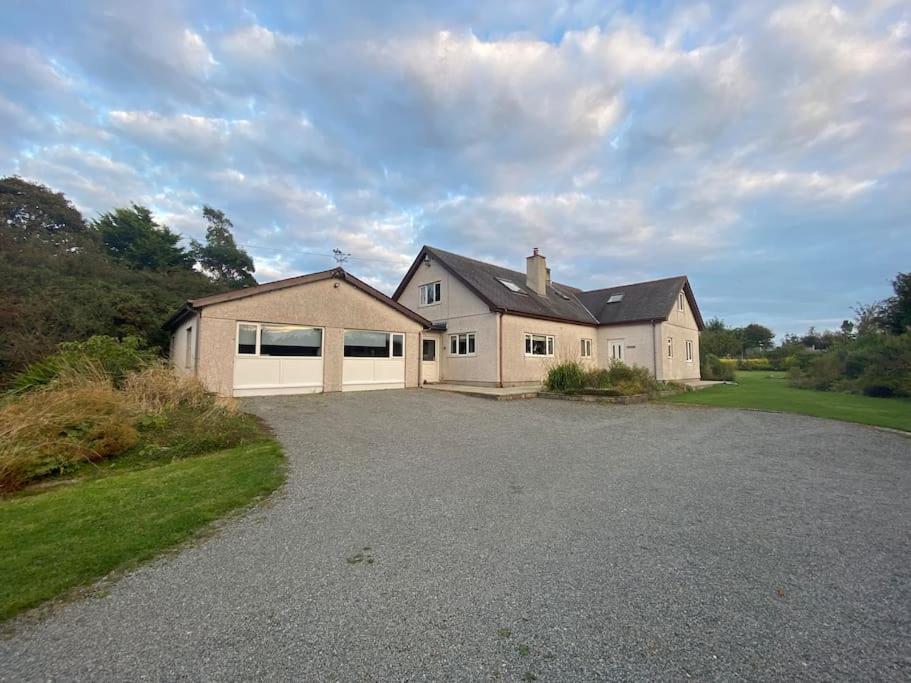 Jaw-Dropping Beach House In Anglesey 벤레치 외부 사진