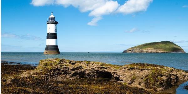 Jaw-Dropping Beach House In Anglesey 벤레치 외부 사진