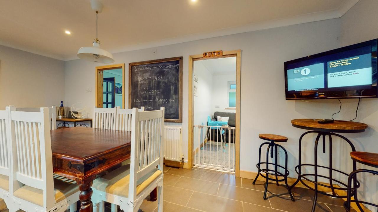 Jaw-Dropping Beach House In Anglesey 벤레치 외부 사진