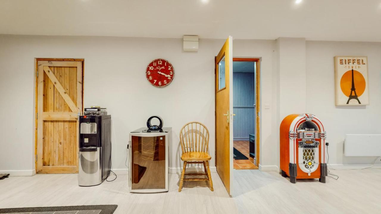 Jaw-Dropping Beach House In Anglesey 벤레치 외부 사진