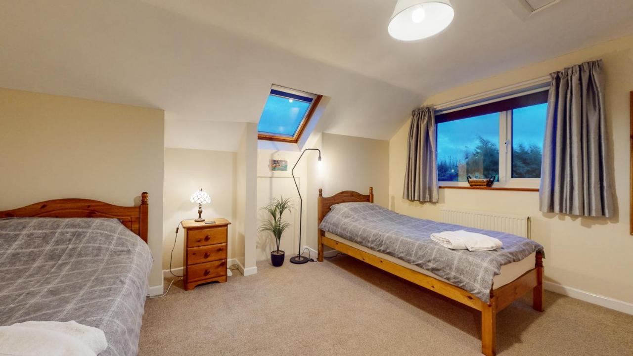 Jaw-Dropping Beach House In Anglesey 벤레치 외부 사진