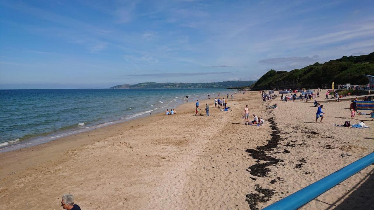 Jaw-Dropping Beach House In Anglesey 벤레치 외부 사진